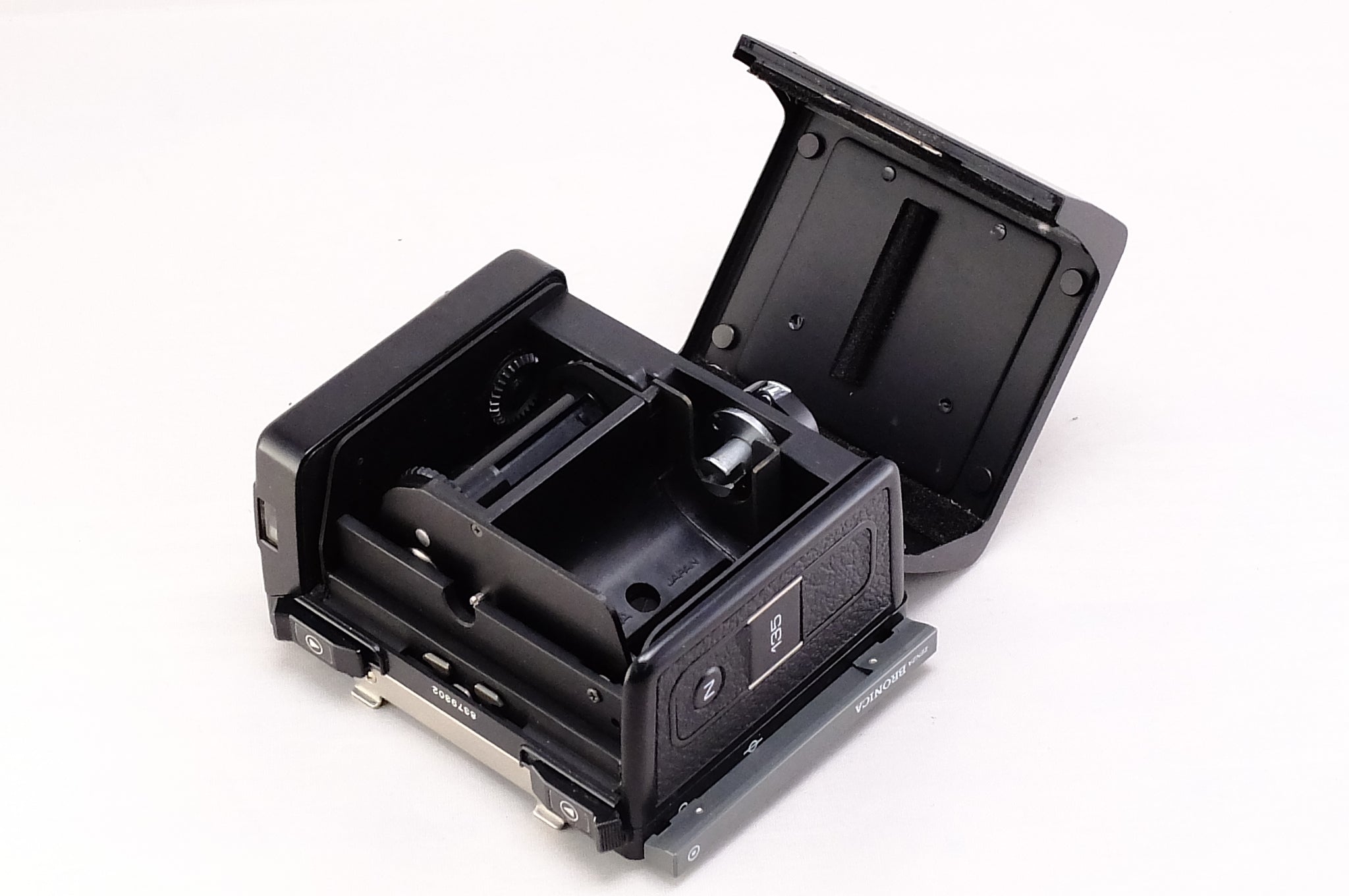 ZENZA BRONICA ETR 135N フィルムバック + 135 スクリーン 全面マット