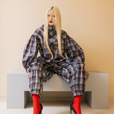 EVISU”グローバルアンバサダー ワン・イーボーを起用した2024FW