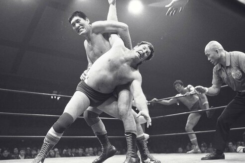 全日本プロレス世界最強タッグ初代王者 ジャイアント馬場とジャンボ