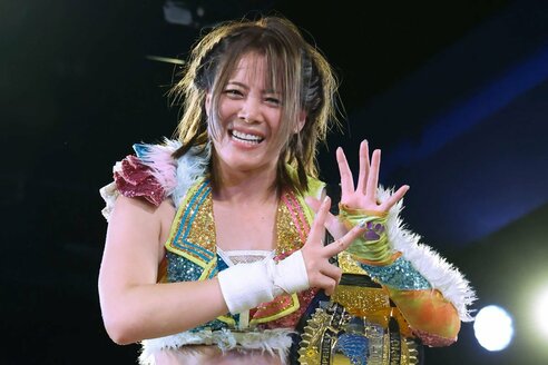 マリーゴールド】岩谷麻優が盟友イヨ・スカイにおねだり 両国決戦に