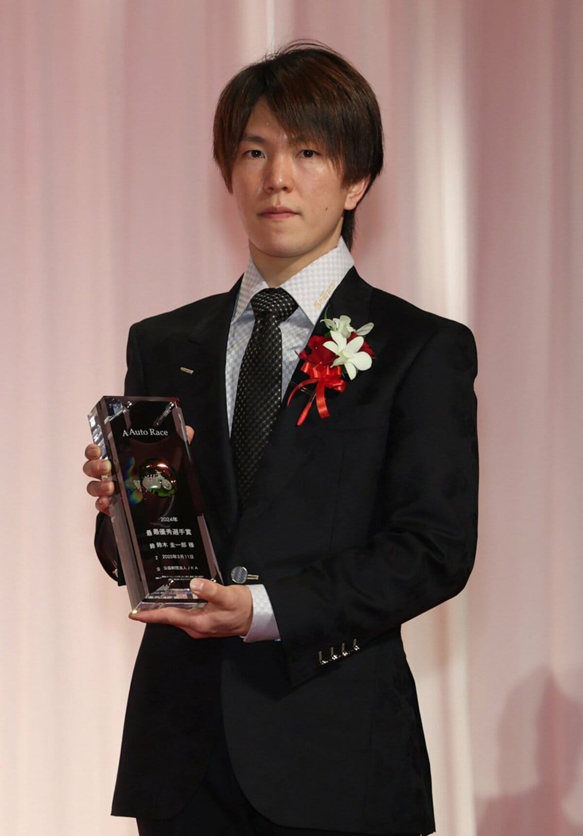 オートレース】MVP鈴木圭一郎が感慨「記憶に残る年だった」 | 東