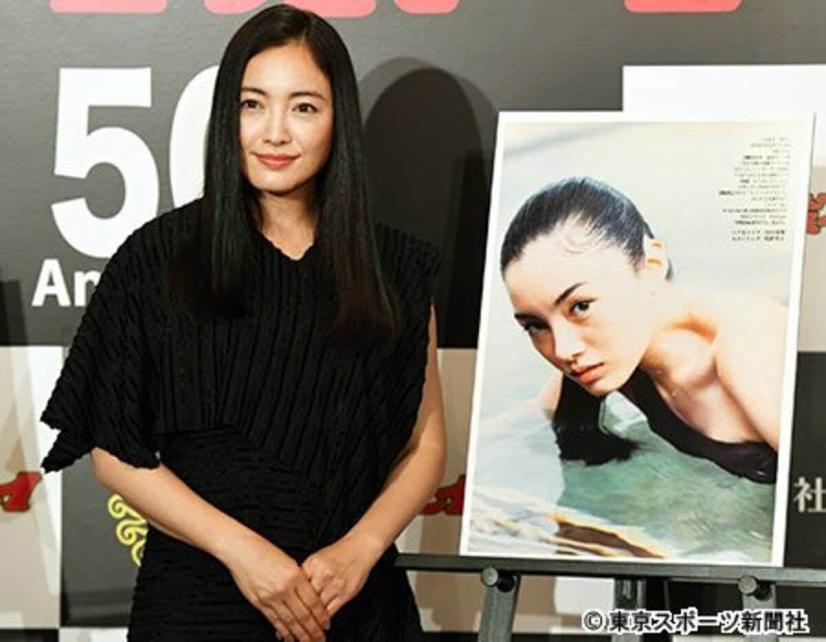 写真：仲間由紀恵「グラビアは永遠の青春」過去の撮影ロケ秘話告白