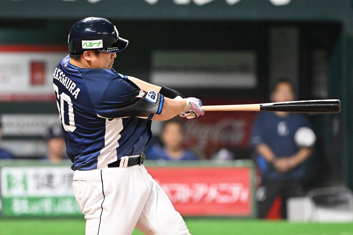 西武】中村剛也が9回二死から意地の2号ソロ NPB歴代10位の通算