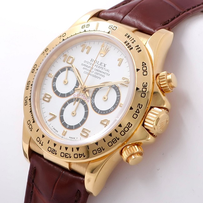 革ベルトで大人っぽく…金無垢デイトナ Ref.16518 | ロレックス専門店