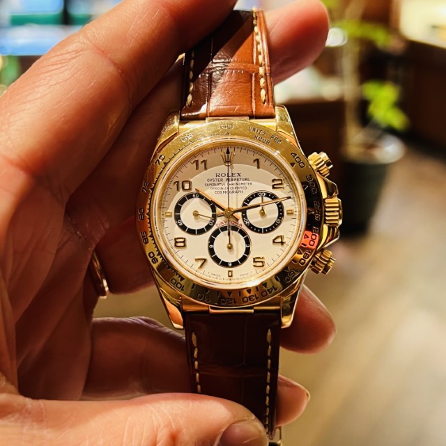 憧れの金無垢エルプリデイトナ Ref.16518 – ロレックス専門店 クォーク