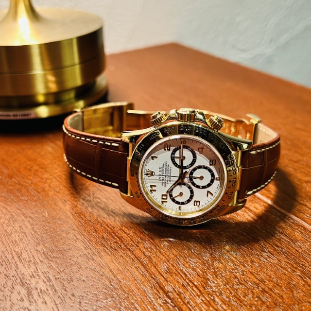 憧れの金無垢エルプリデイトナ Ref.16518 – ロレックス専門店 クォーク