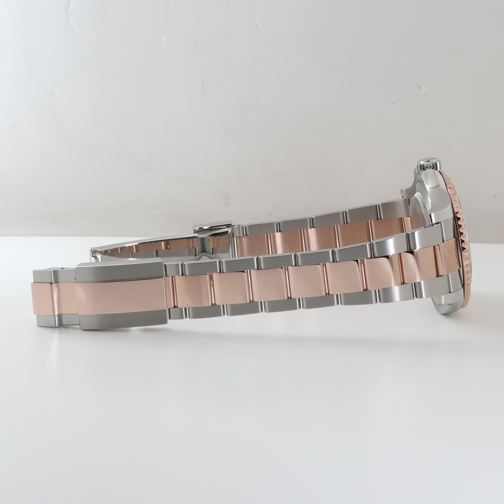 お洒落な1本をお探しの方におすすめ！ロレックス ヨットマスター40 Ref