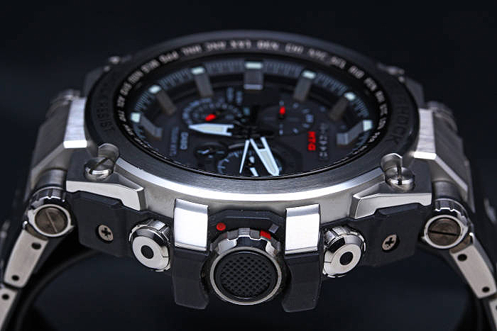 カシオ Gショック MTG－S1000D－1ADR（日本型番 MTG-S1000D-1AJF）海外