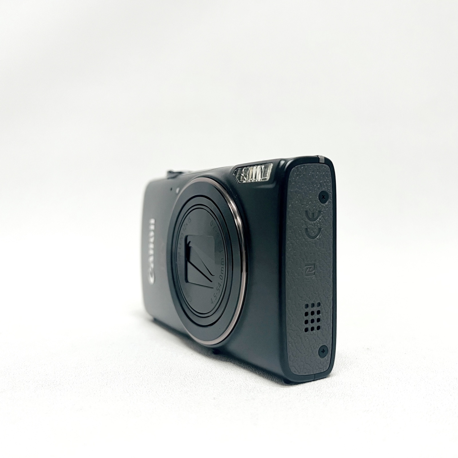 キヤノン 【中古美品・動作確認済】Canon IXY 650 ブラック コンパクト