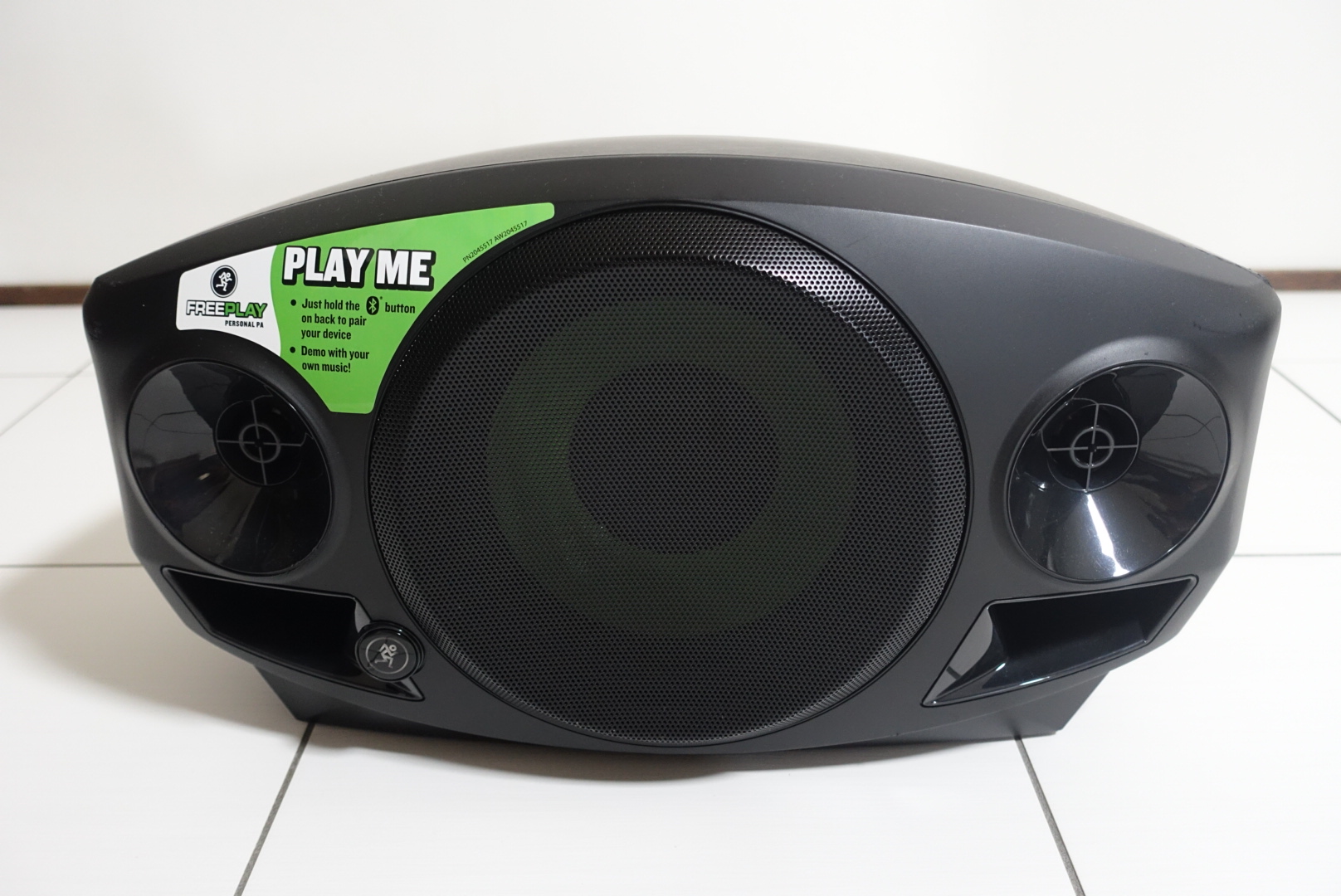 ポータブルPA「MACKIE FREEPLAY」は充電可能で軽い、しかも大音量の