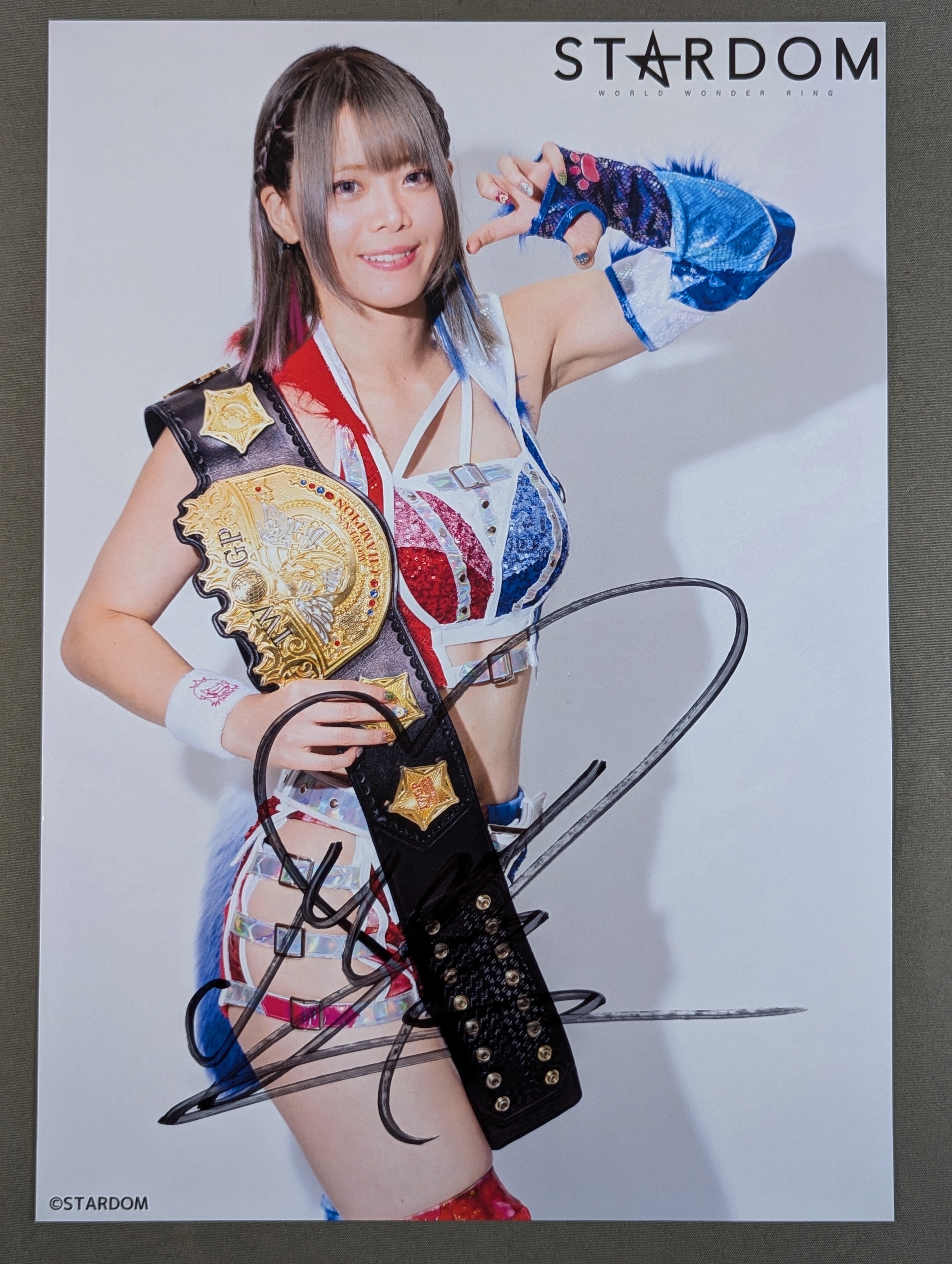 岩谷麻優 サインボール スターダム STARDOM マリーゴールド マリー