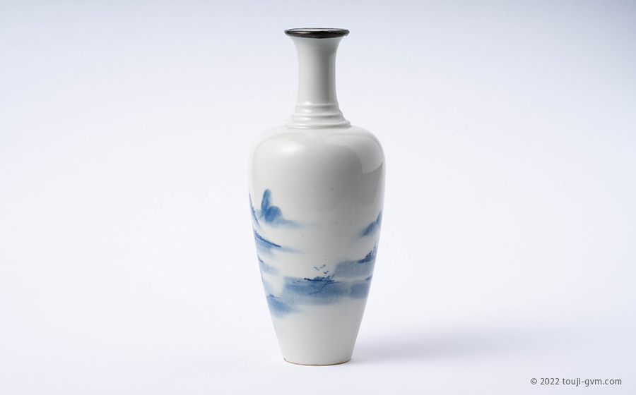 景徳鎮 青花山川紋菜箙瓶 – Blue and white porcelain | 陶磁