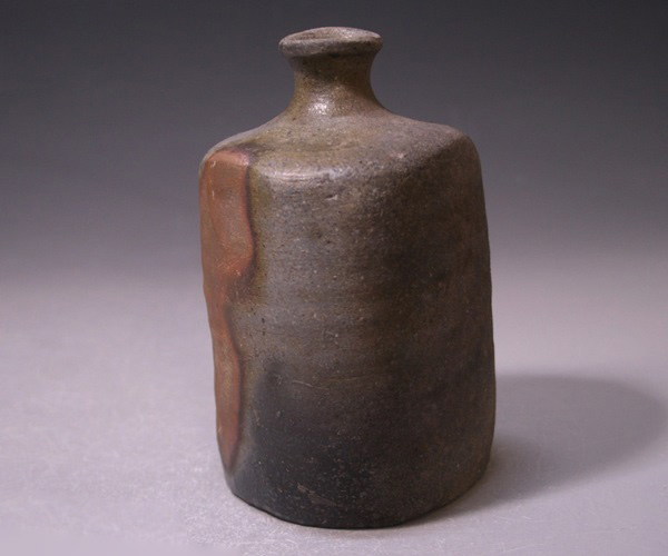 各見政峯 作 「備前三角徳利」 ～備前焼専門卸小売店 川口陶楽苑～