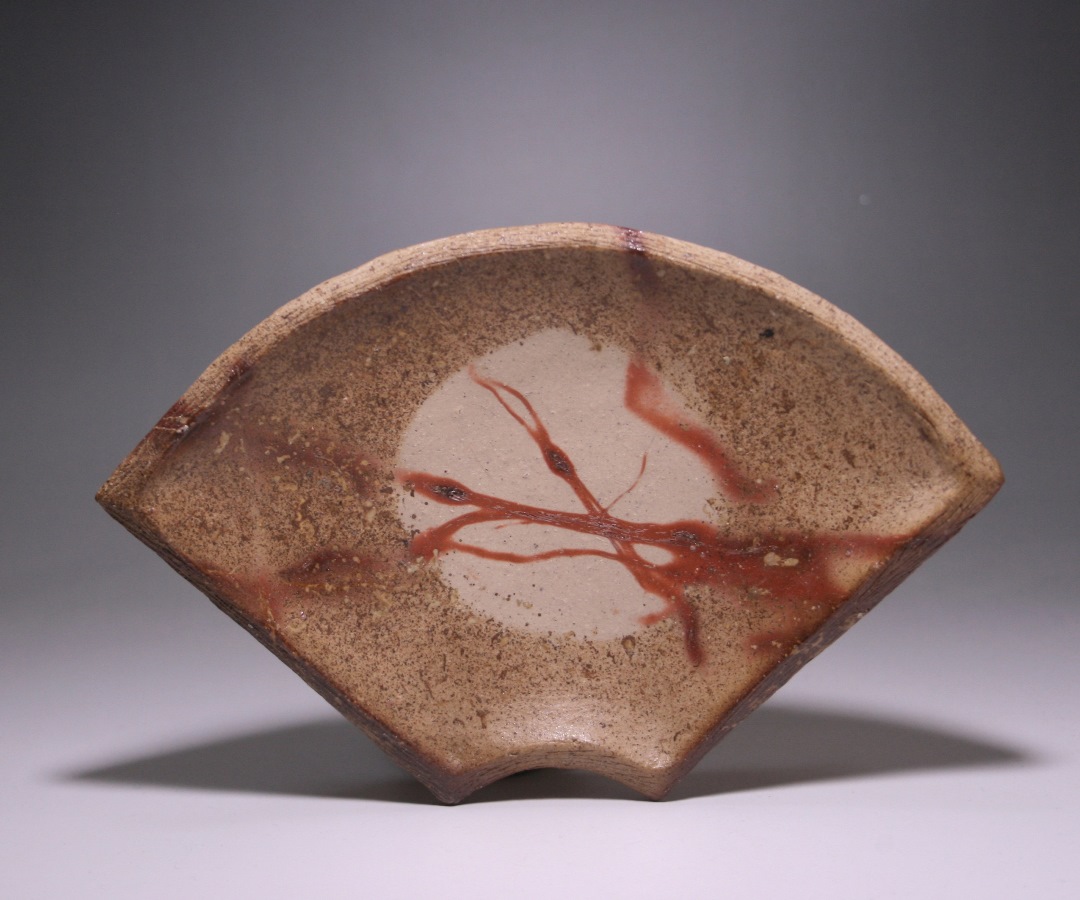 森 一洋 作 「備前扇皿」 ～備前焼専門卸小売店 川口陶楽苑～