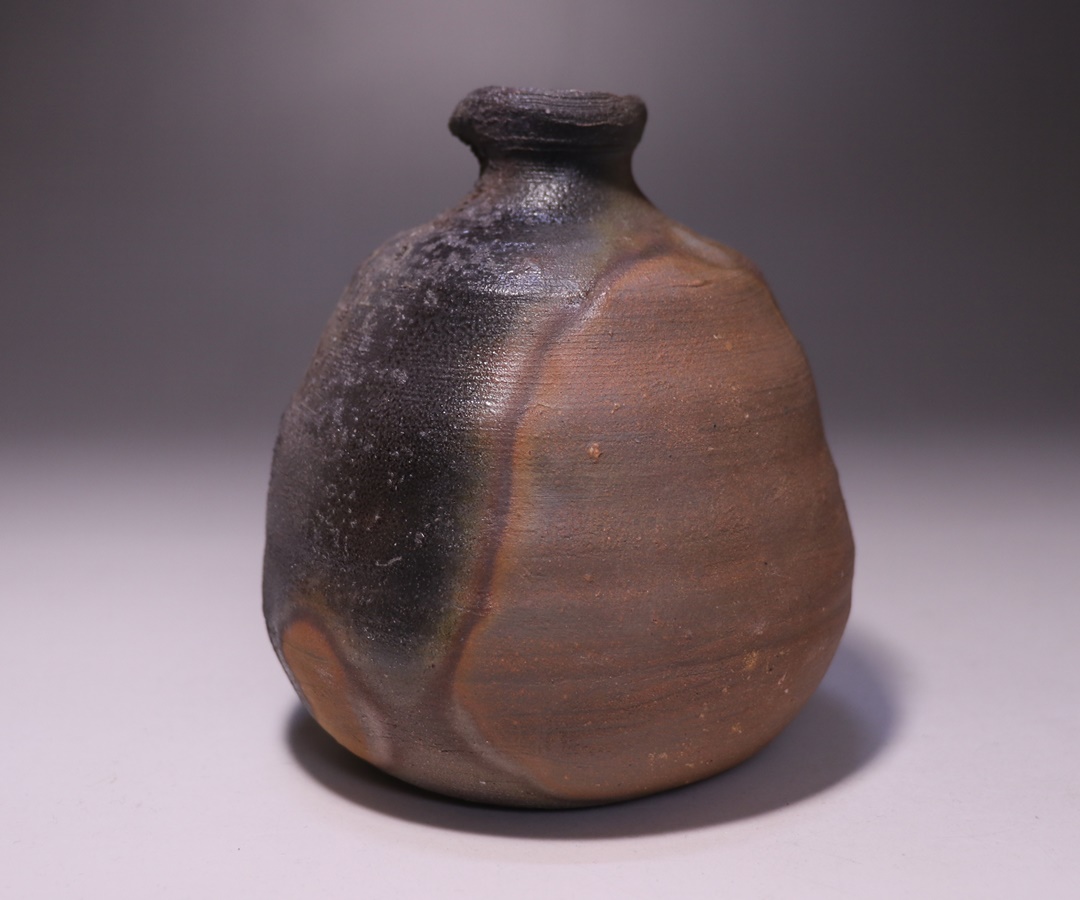 中村和樹 作 「備前窯変徳利」 ～備前焼専門卸小売店 川口陶楽苑～