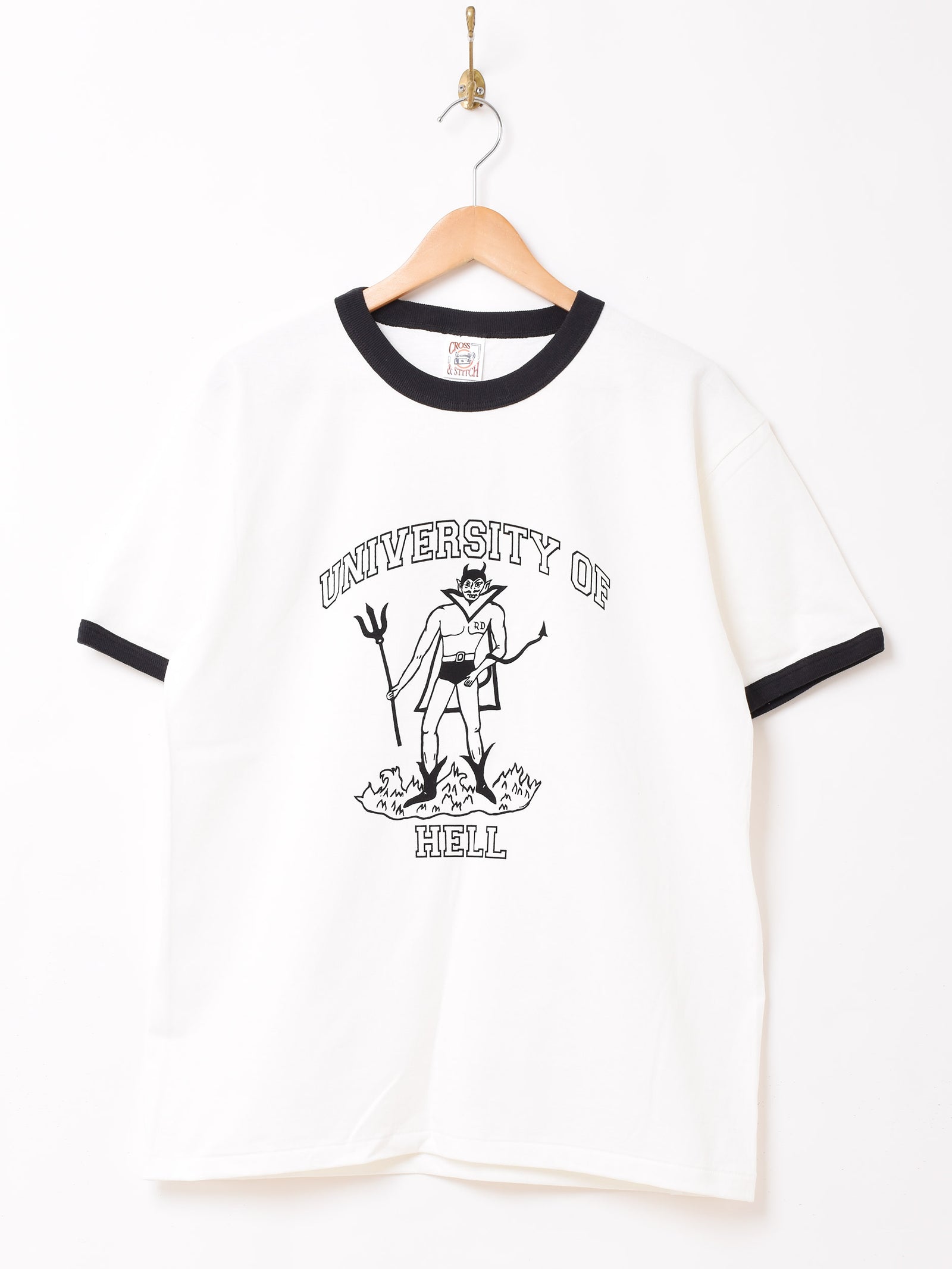 2色展開】 リンガーTシャツ Devil「UNIVERSITY OF HILL」 – 古着屋Top