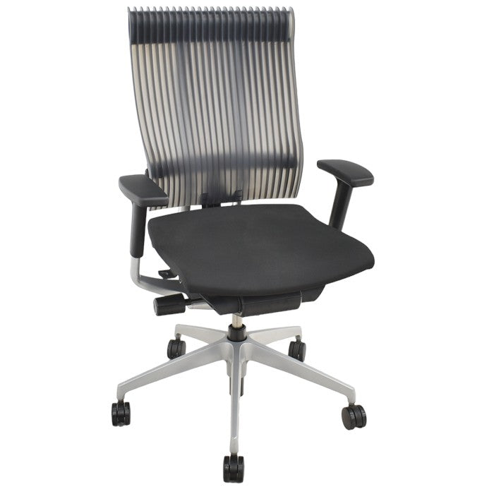 スピーナ – 中古オフィス家具 トレタテ