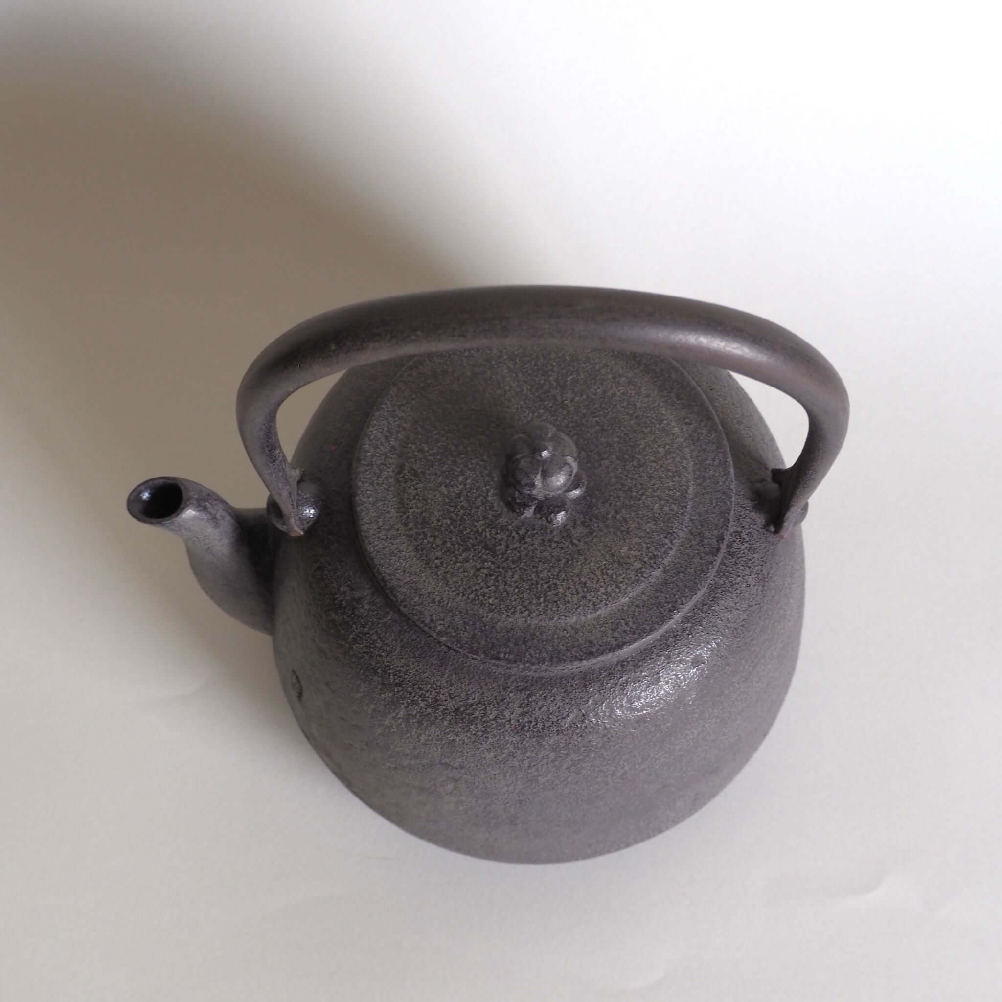 山形鋳物 長文堂作 なつめ鉄瓶 [東山堂煎茶器店 オンラインショップ