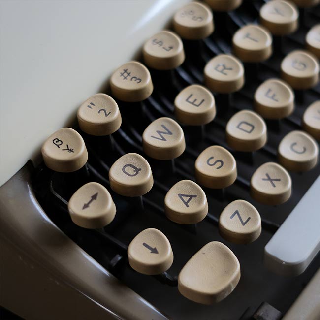 TRIUMPH Tippa タイプライター インクリボン交換済み – zakka store towi