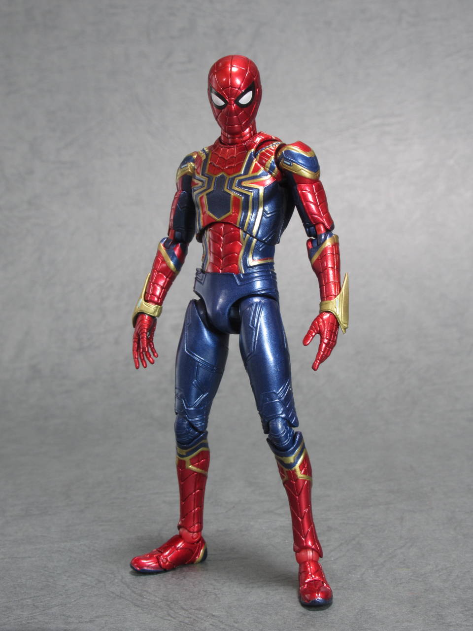 MAFEX IRON SPIDER アイアン スパイダー レビュー | TOYHOUND