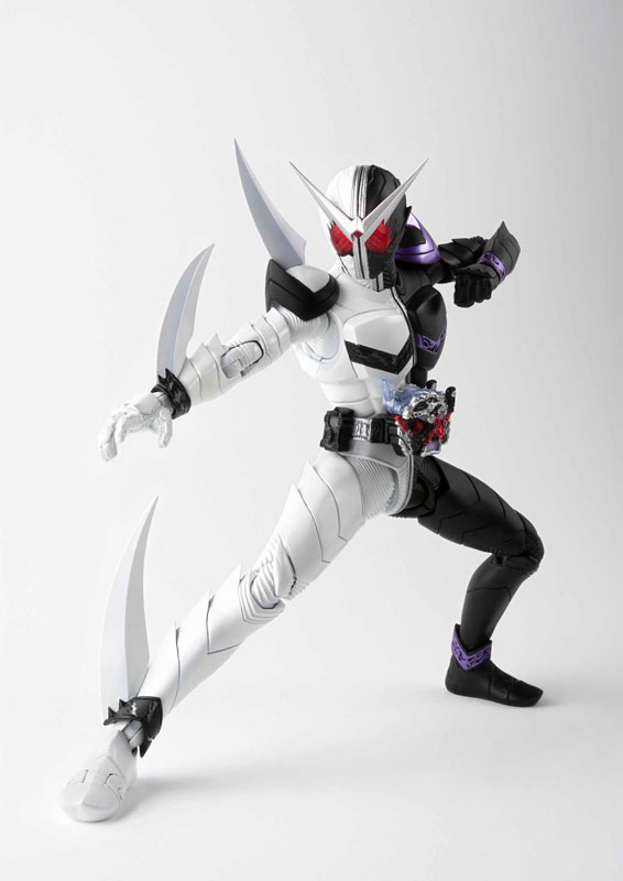 強化フォーム【仮面ライダーW】S.H.フィギュアーツ「ファング