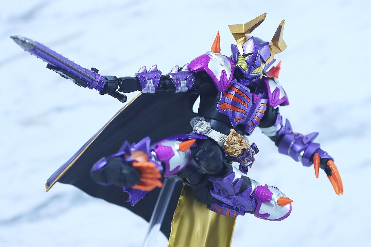 S.H.フィギュアーツ 仮面ライダーバッファ フィーバーゾンビフォーム