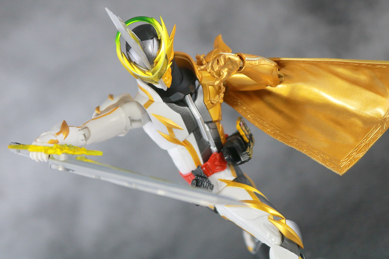 S.H.フィギュアーツ 仮面ライダーエスパーダ ランプドアランジーナ