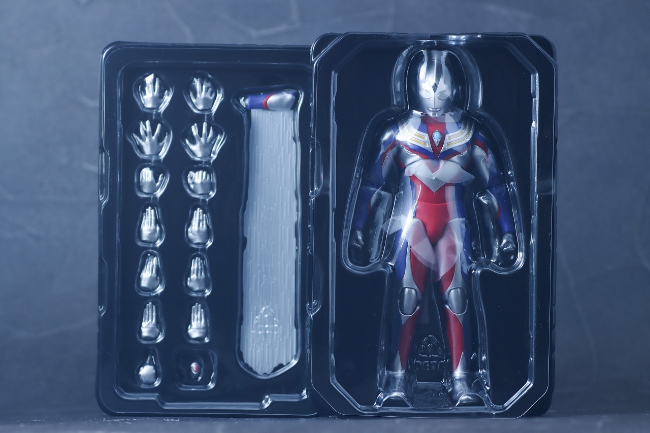 S.H.フィギュアーツ 真骨彫製法 ウルトラマンティガ マルチタイプ