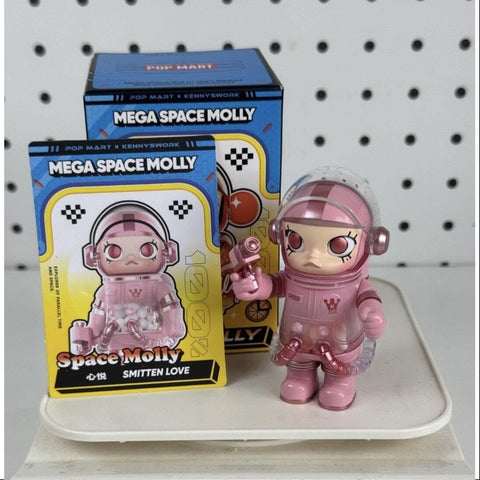 MEGA SPACE MOLLY 100% Series 4 Smitten Love (Regular) – TOYSEZ