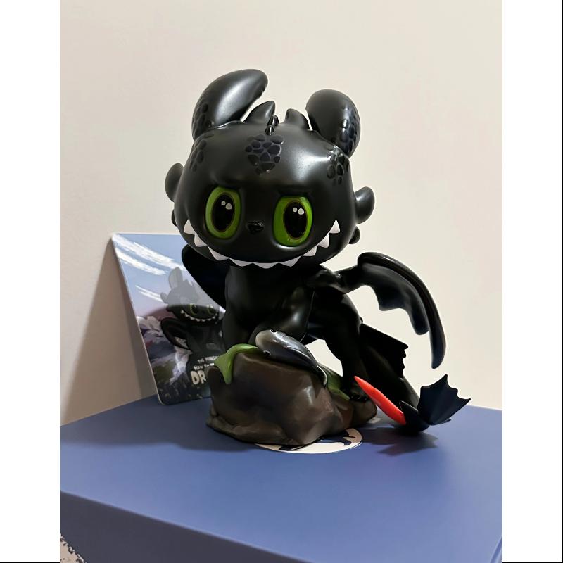 Labubu The Monsters How to Train Your Dragon Black Figurine