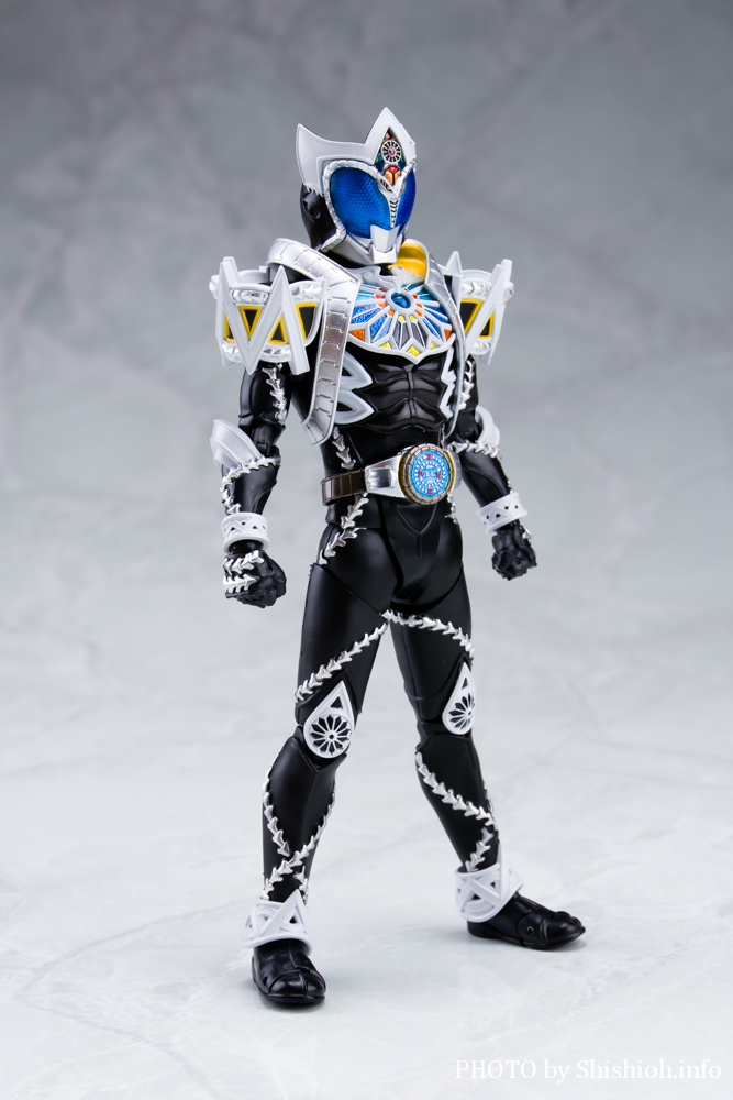 徹底レビュー】S.H.Figuarts（真骨彫製法） 仮面ライダーサガ