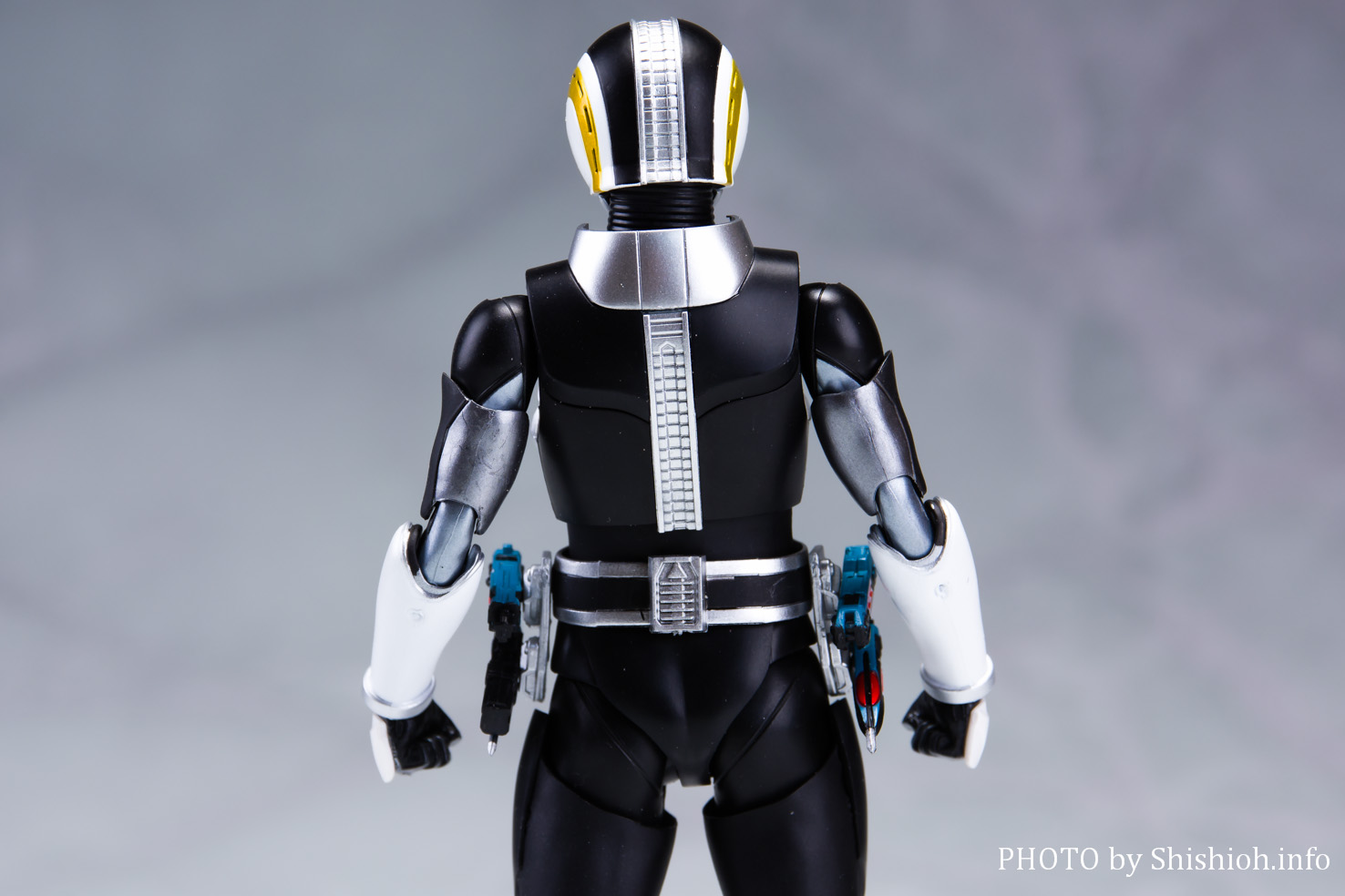 レビュー】S.H.Figuarts（真骨彫製法） 仮面ライダー電王