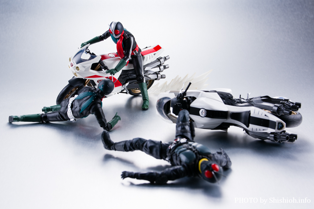 レビュー】S.H.Figuarts 大量発生型相変異バッタオーグ搭乗用