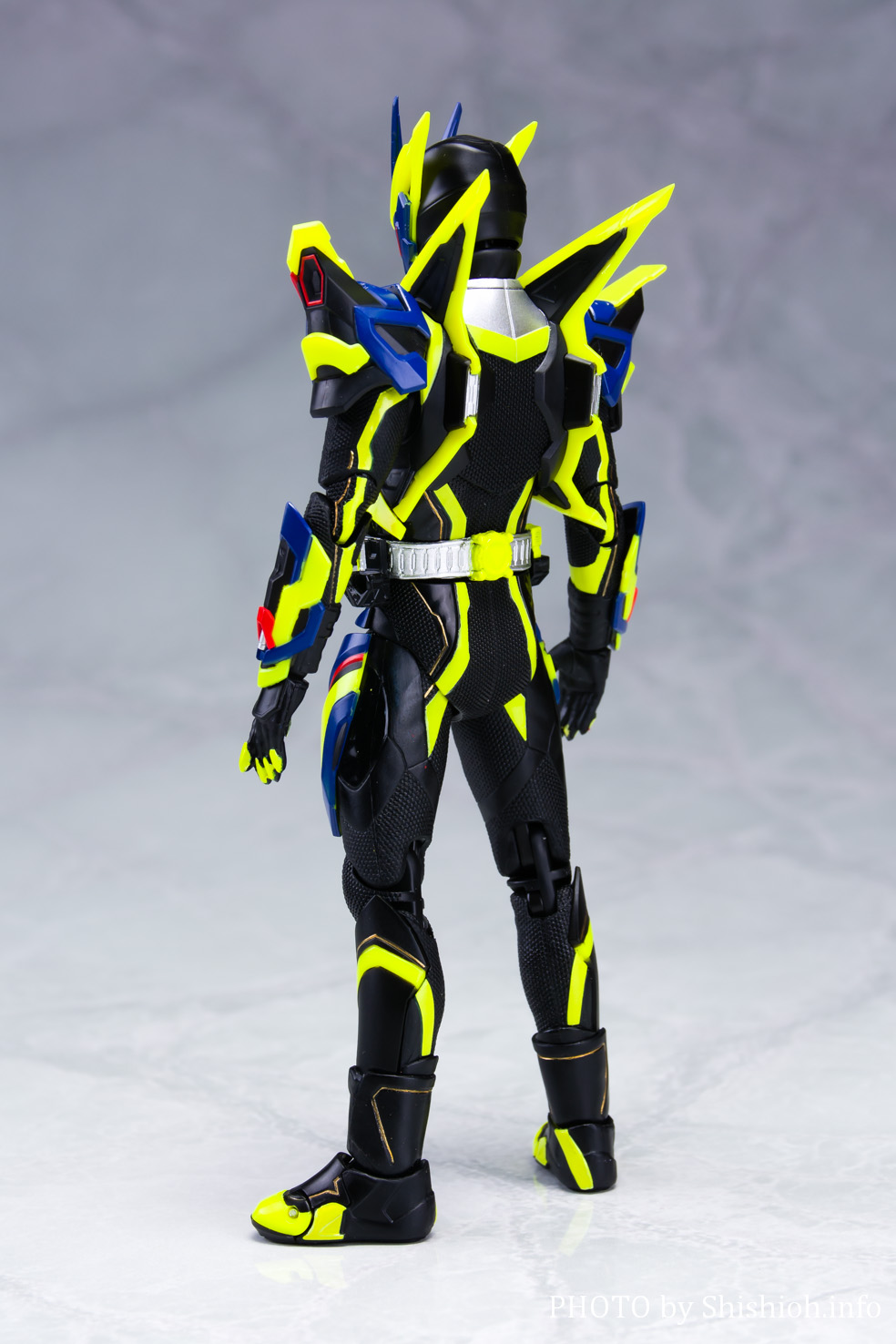 レビュー】 S.H.Figuarts 仮面ライダーゼロワン シャイニングアサルト