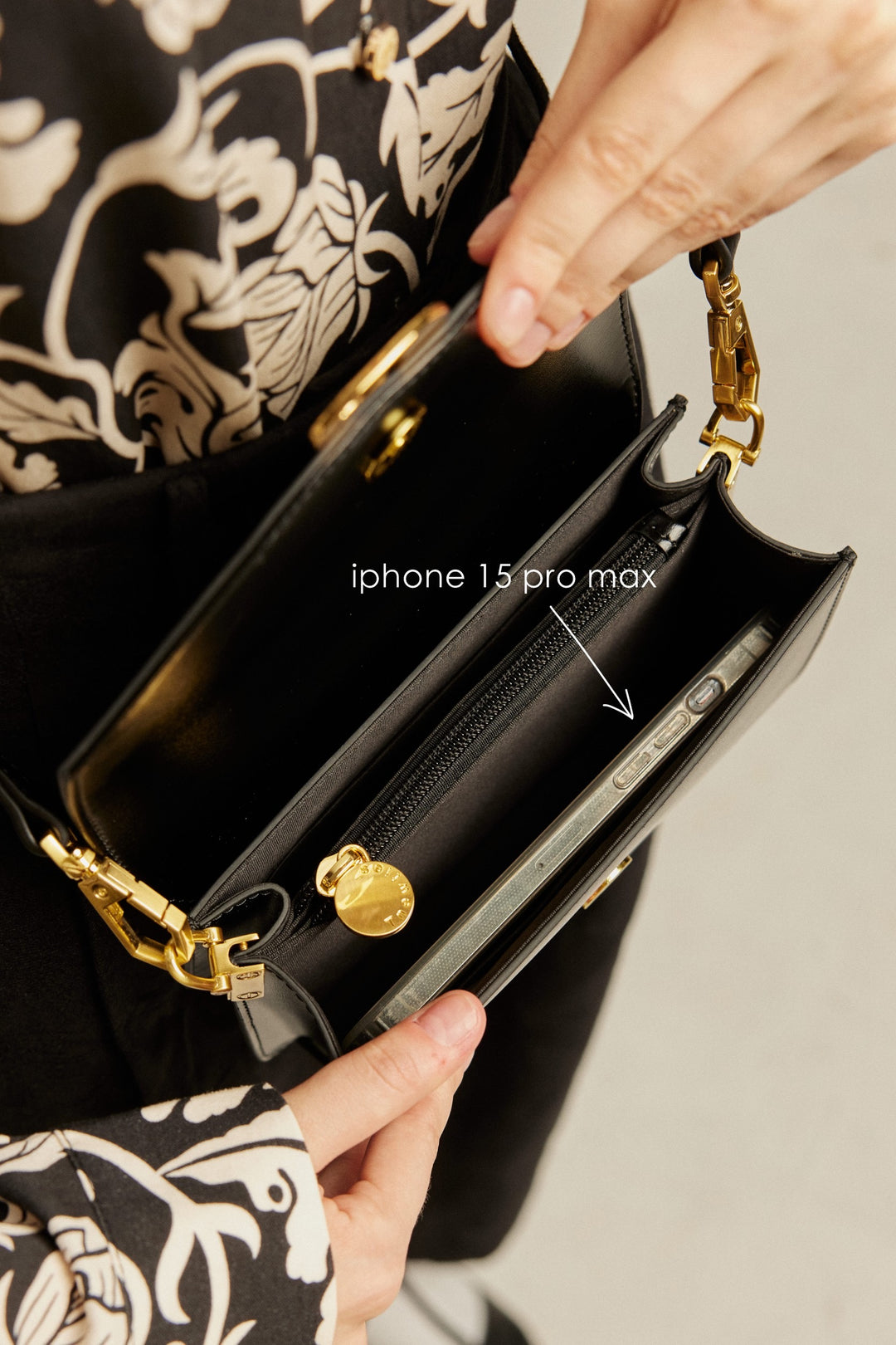 No.5本革ショルダーバッグ-Black – Tnewties