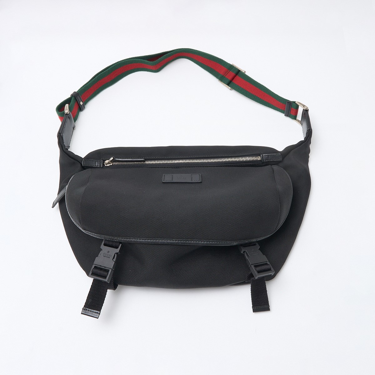 GUCCI(グッチ) ⁄ ショルダーバッグ⁄ナイロン⁄BLK⁄353409⁄ボディバッグ