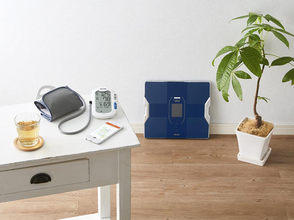 楽天市場】タニタ インナースキャンデュアル 体組成計 RD-914L