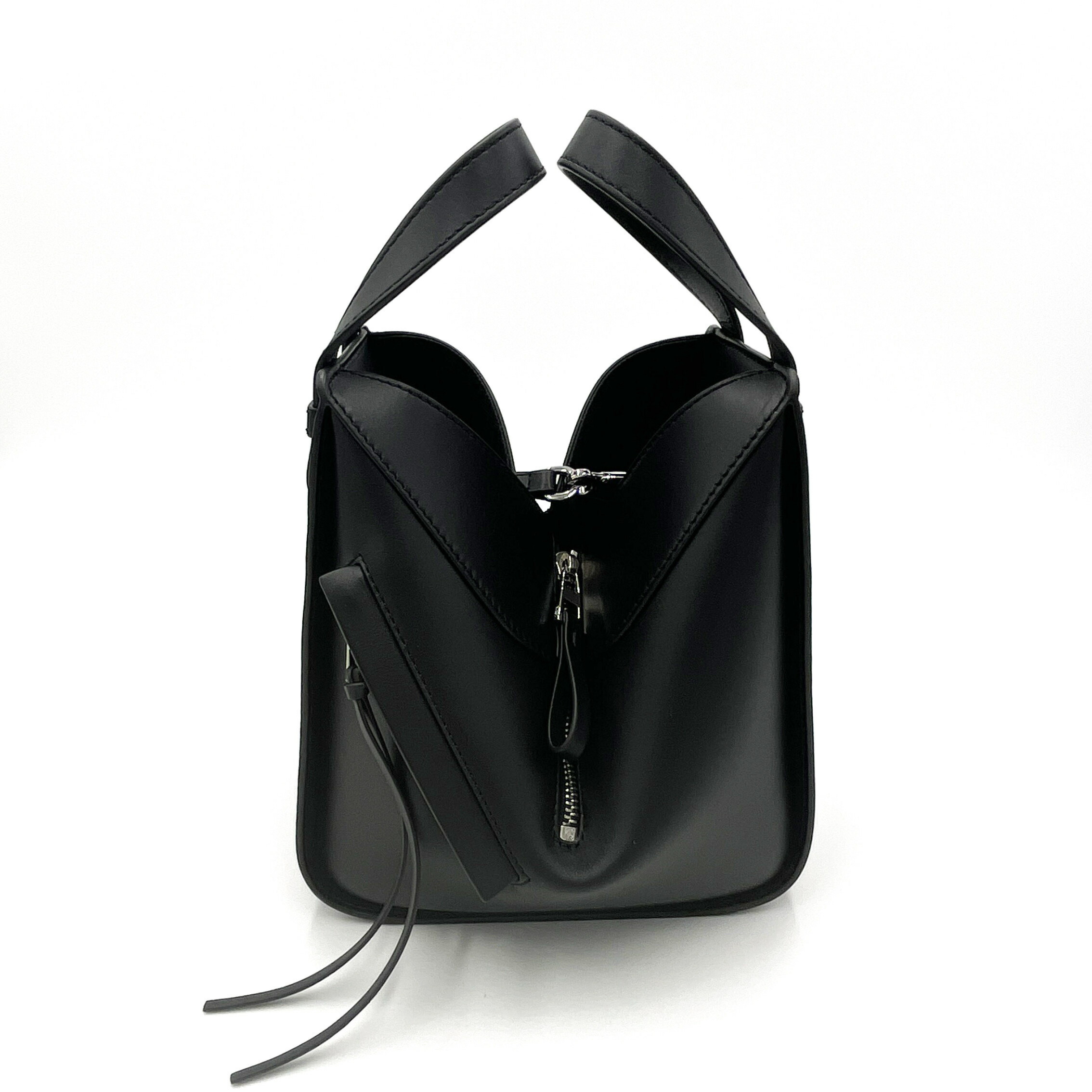 楽天市場】Loewe ロエベ ハンモックバッグ コンパクト サテンカーフ