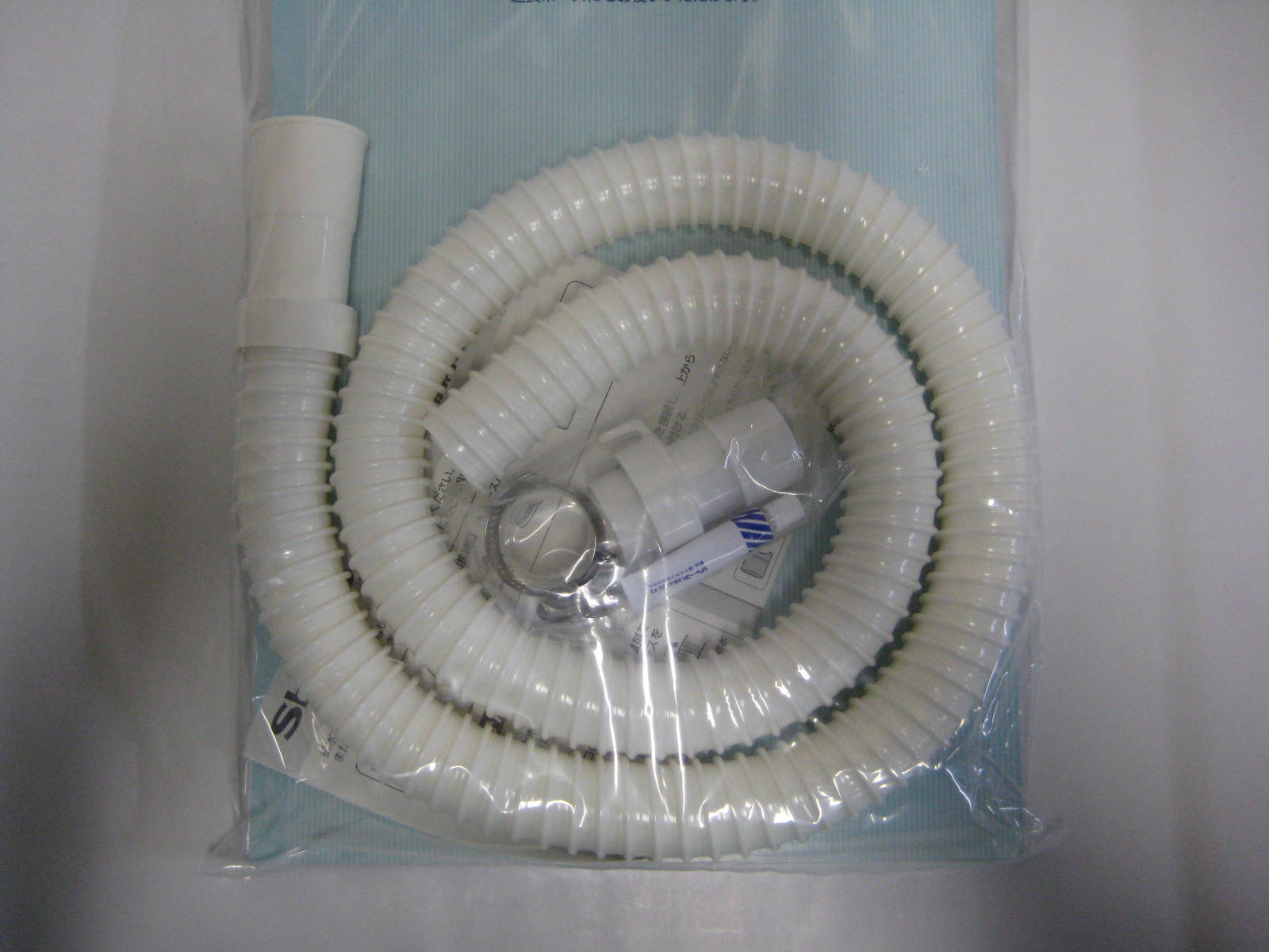 楽天市場】シャープ部品：延長用排水ホースキット(1.3m)/2103600575