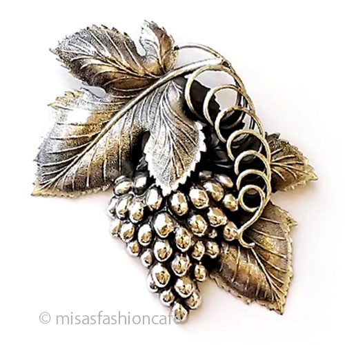 楽天市場】ヴィンテージブローチ ぶどう Napier刻印 ブドウ 葡萄