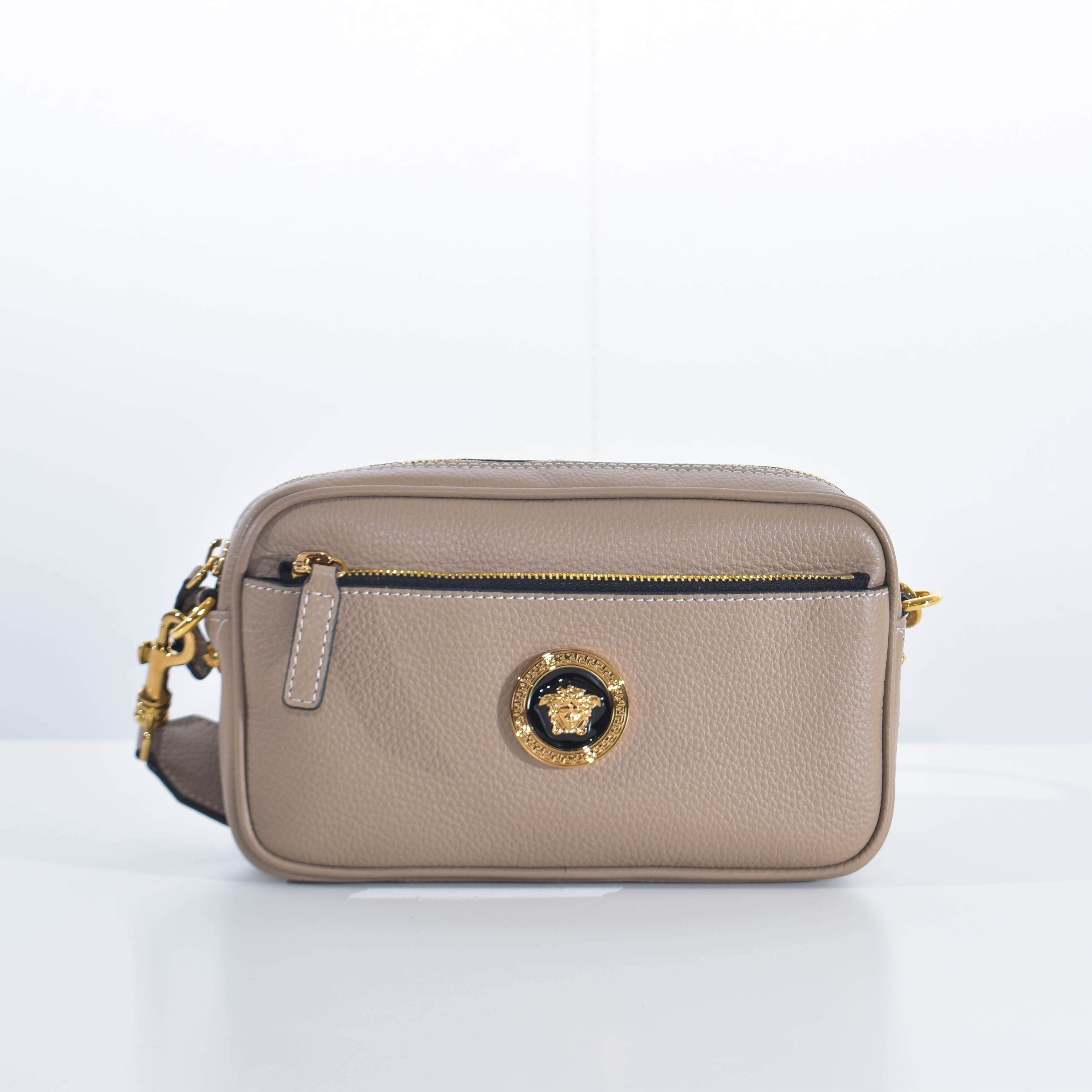 楽天市場】ヴェルサーチ バッグ ショルダーバッグ ボディバッグ 本革