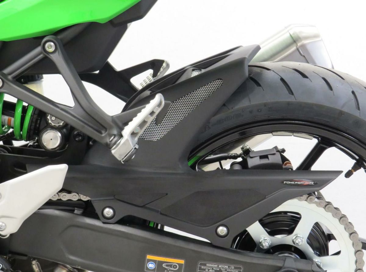 楽天市場】ZX-4R SE/RR 23〜ZX25R/SE 20〜 リアフェンダー HUGGER