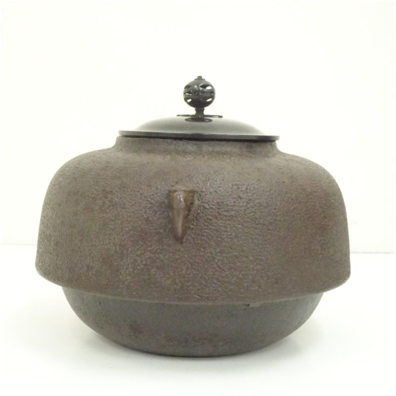 人間国宝高橋敬典作 唐銅霰鬼面風炉 銀摘み? アラレ茶釜未使用 釜環