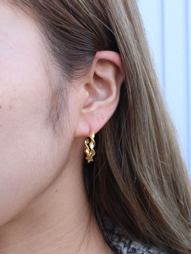 楽天市場】【CAREERING / キャリアリング】 【両耳用】 WACKO MARIA