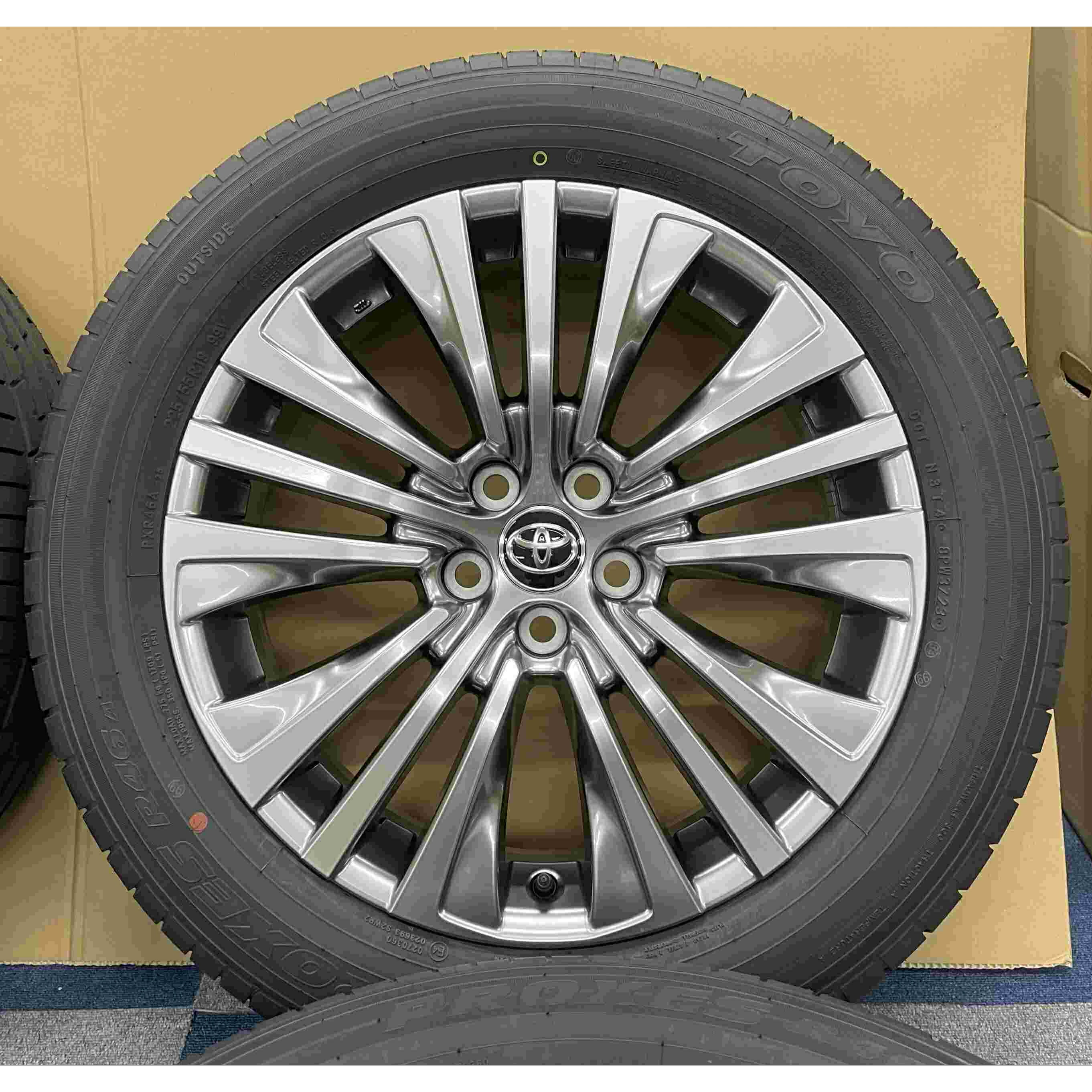 楽天市場】【未使用品 中古】2024年7週製造 トヨタ 80系 ハリアー Z