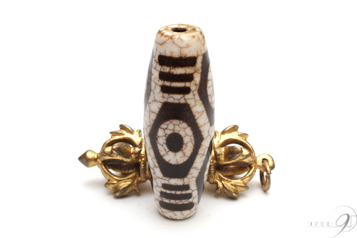 楽天市場】【龍紋天珠 龍六眼天珠 約41mm×14mm】【メール便可