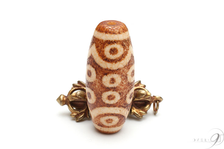 アロエ、上肯護摩供天珠‼️西蔵護摩供龍紋龍眼天珠 数量限定】上肯天珠・十八眼天珠 – 天然石の店 ふうちゃん