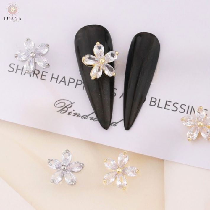 楽天市場】ポイント5倍ネイルパーツ ビジューフラワー 2個 キラキラ