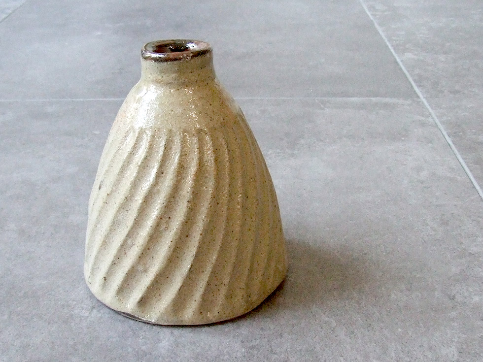 楽天市場】やちむん 民藝 読谷山焼 北窯 宮城正享 三角花器大 花瓶