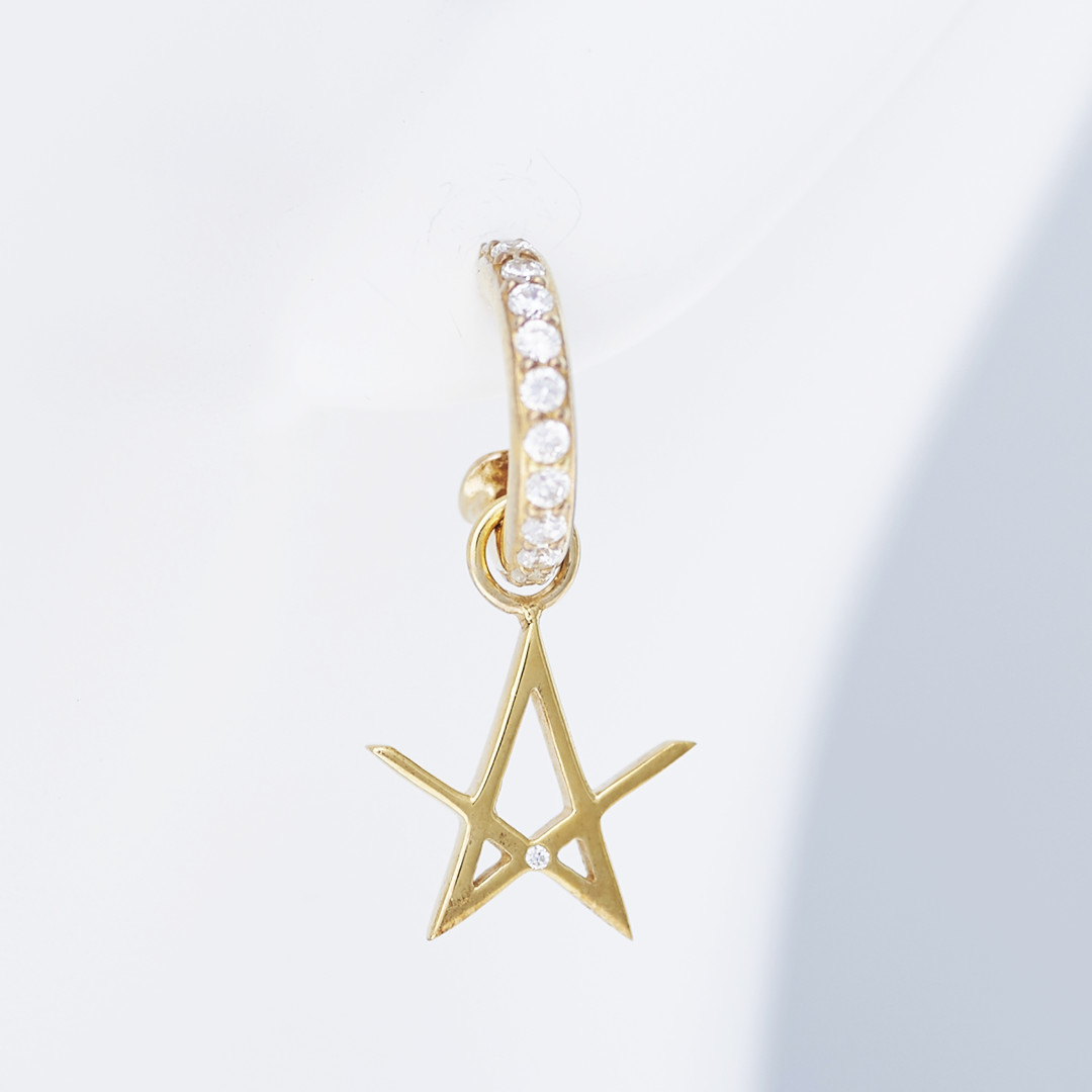 rescent Luna（クレセントルナ）18金シングルピアス 18k rescent Luna